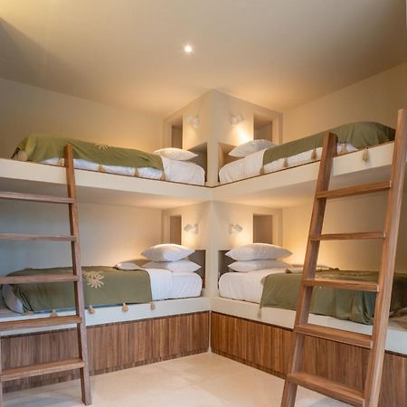 Solid Surf Villa Mentawai Tua Pejat Экстерьер фото